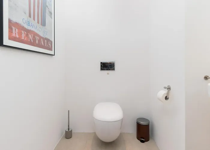 Neptun Park Spacious 3-bedroom By Renters Lägenhet