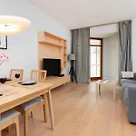 Apartment Neptun Park Spacious 3-bedroom By Renters