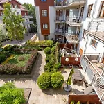 Neptun Park Spacious 3-bedroom By Renters Danzica
