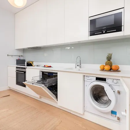 Appartamento Neptun Park Spacious 3-bedroom By Renters *