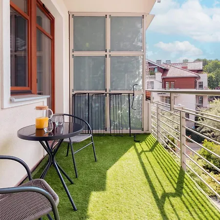 Apartment Neptun Park Spacious 3-bedroom By Renters