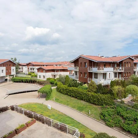 Neptun Park Spacious 3-bedroom By Renters Apartment Danzig
