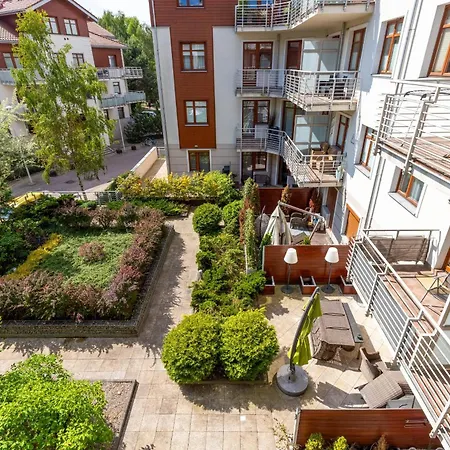 Neptun Park Spacious 3-bedroom By Renters Гданьск