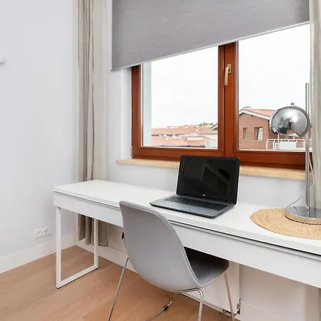 Апартаменты Neptun Park Spacious 3-bedroom By Renters