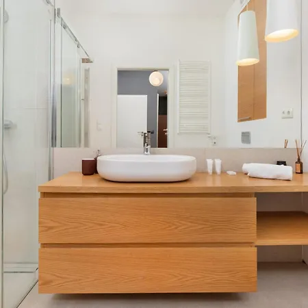 Neptun Park Spacious 3-bedroom By Renters