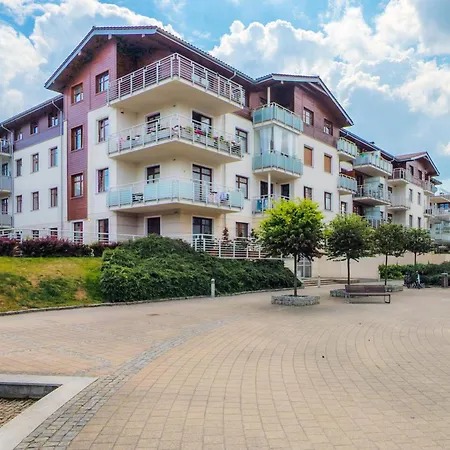 Apartment Neptun Park Spacious 3-bedroom By Renters *