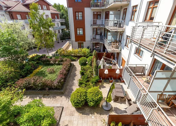 Neptun Park Spacious 3-bedroom By Renters Gdansk