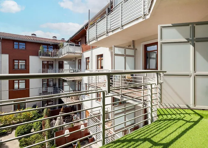 Neptun Park Spacious 3-bedroom By Renters Διαμέρισμα *