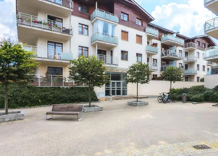 Neptun Park Spacious 3-bedroom By Renters *